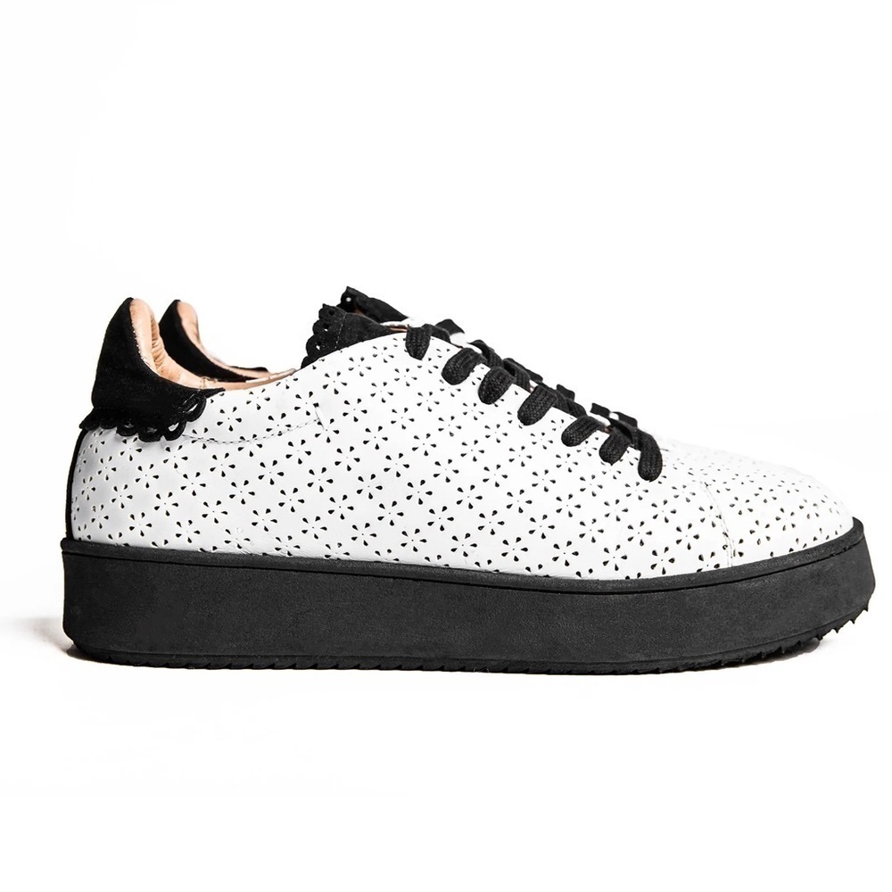 Twinset Women's White Leather Sneaker size 38